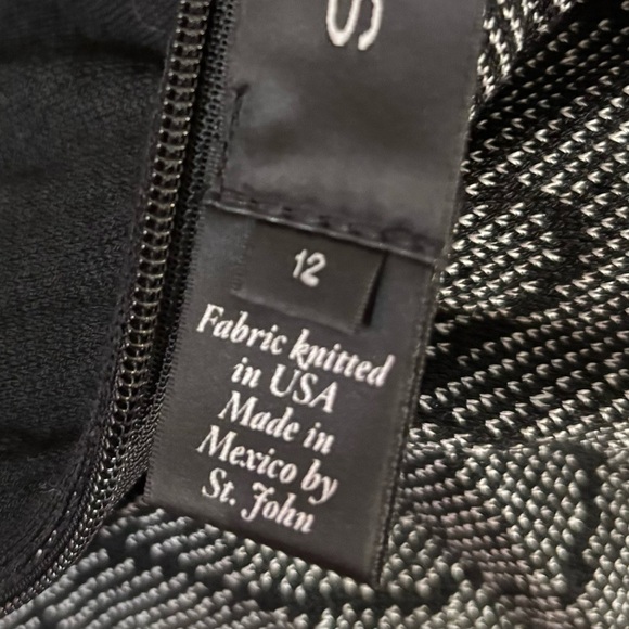 St.John Valentine’s Day resort wear dress. Size 12 - Picture 8 of 8